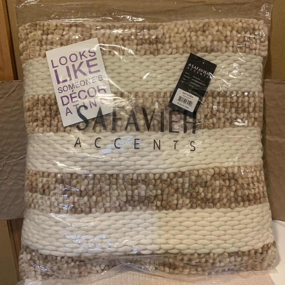 Loop and weave 20” throw pillow